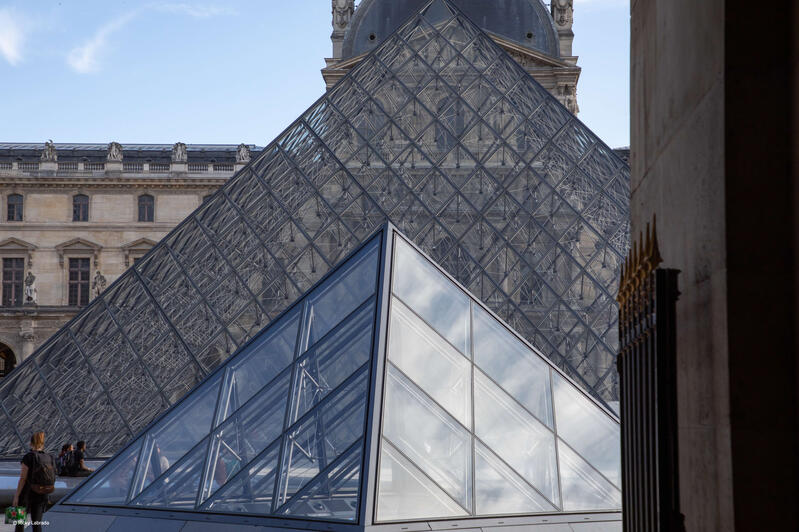 Louvre